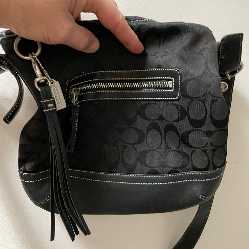 Beautiful Coach Shoulder Bag!